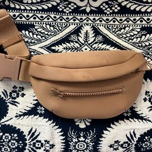 Dagne Dover Beige Crossbody Bag